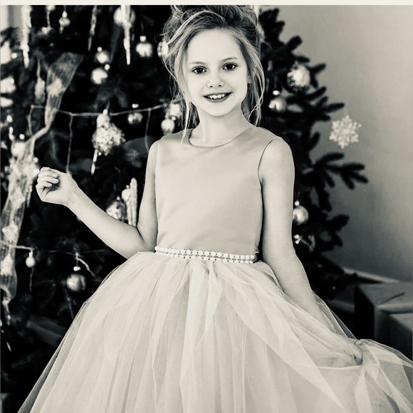 Flower Girl Dress Champagne Color - Picture 2 of 9